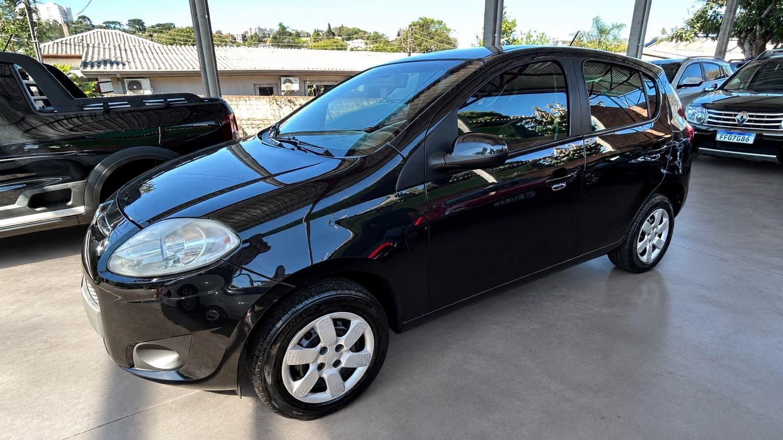 Fiat Palio ATTRA./ITÁLIA 1.4 EVO F.Flex 8V 5p 2013 - 1